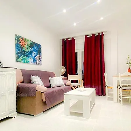 Immaculate 2-bed In Дения