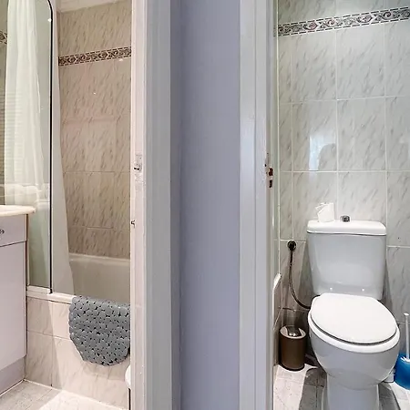 Immaculate 2-bed In Дения