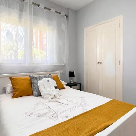 Immaculate 2-bed In Дения