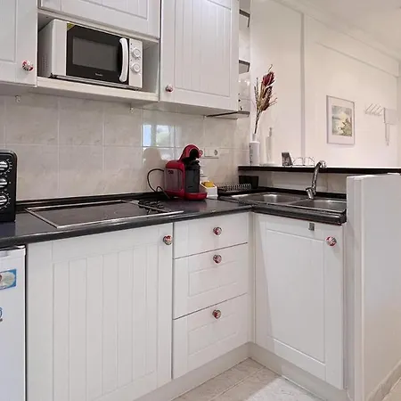 Immaculate 2-bed In Апартаменты *